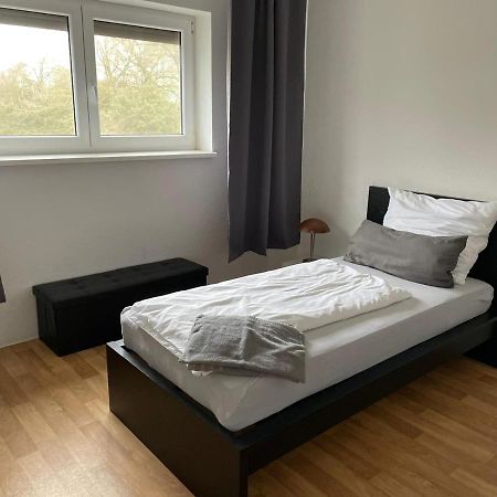 Zwei-Raum Wohnung Fuer Max. 4 Personen 马格德堡 外观 照片